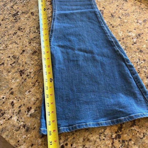 Penny Pull On Flare Jeans Denim Bohemian Boho Bell Bottoms stretch size medium - Picture 6 of 9